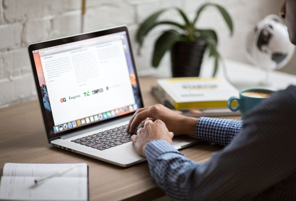 Ultimate Guide to Closing Costs in Ontario, Ottawa Realtor, Jason Polonski in the office