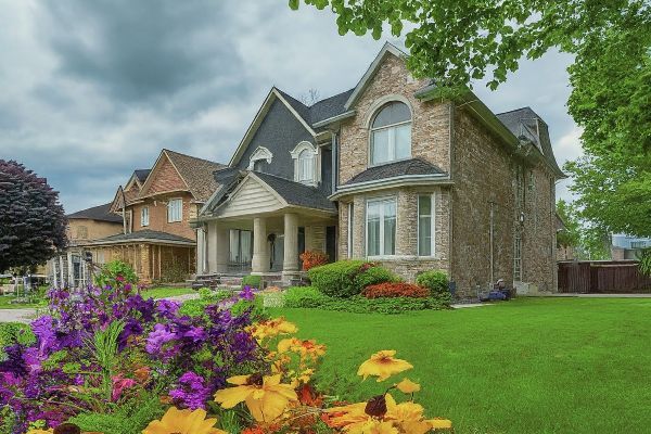 Cost of Living in Kanata, Ontario, Jason Polonski