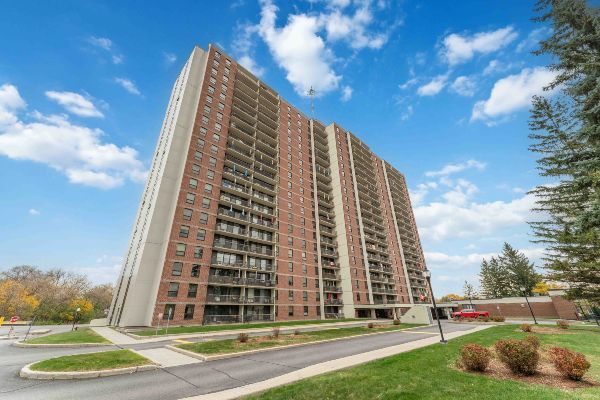 665 Bathgate Drive, 311, Ottawa, ON K1K3Y4